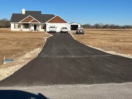 Best Recycled Asphalt Driveway Installation  in Edinburg, IL